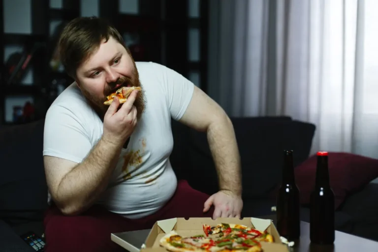 Why Fad Dieting Is Unhealthy and Doesn't Work - Men's Health Coach